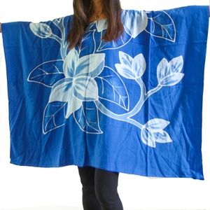 *SOLD* Blue short Bali kaftan fits multi size